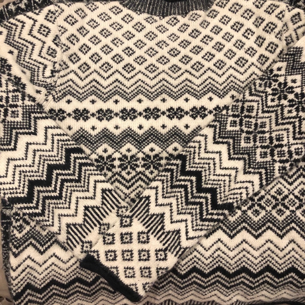 Evan Picone Sweater